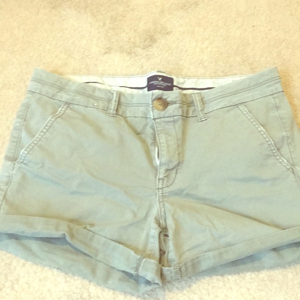 Army green canvas shorts👖